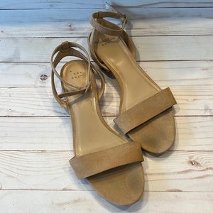 Ankle strap flat sandals